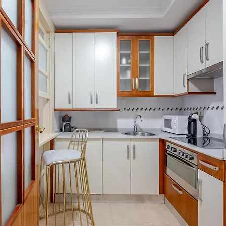 Rosal Prive 17 - Historia, Estilo Y Calma En El Corazon De 아파트